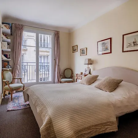 Apartment Center Trocadero *